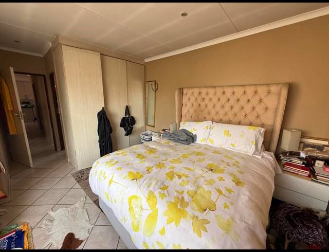 3 BEDROOM TOWNHOUSE FOR SALE IN THE REEDS